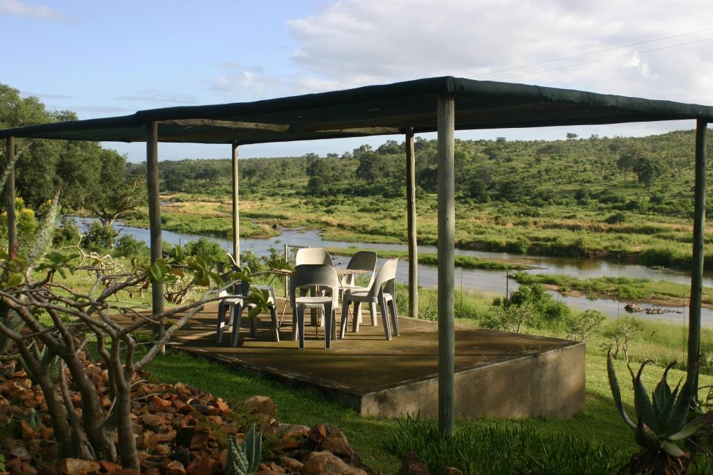 Look out in front of Ndlovu with view over KNP